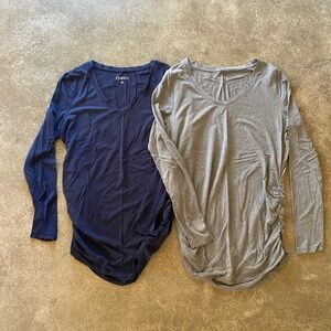 Quince Long Sleeve V-Neck Maternity Tops Bundle- Navy and Gray Medium